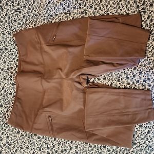 Eddie bauer leggings with zippered pockets
